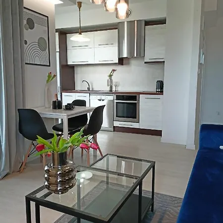 Z Garazem Blisko Dwoch Jezior Na Warmii I Mazurach شقة